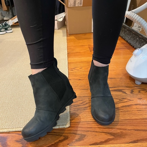 SOREL Black Joan of Artic Wedge Boot Black Womens 8.5 - Picture 8 of 8